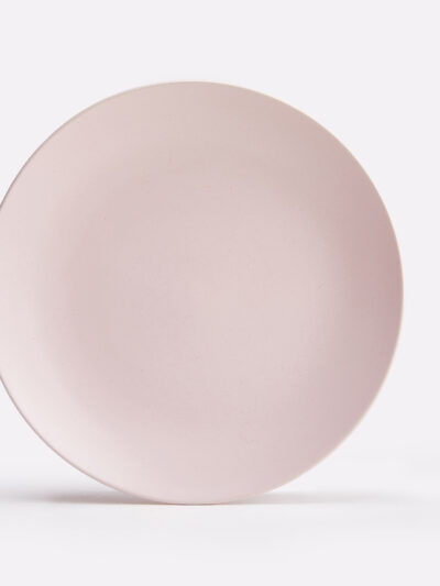 Assiette en céramique rose pâle – Finition mate